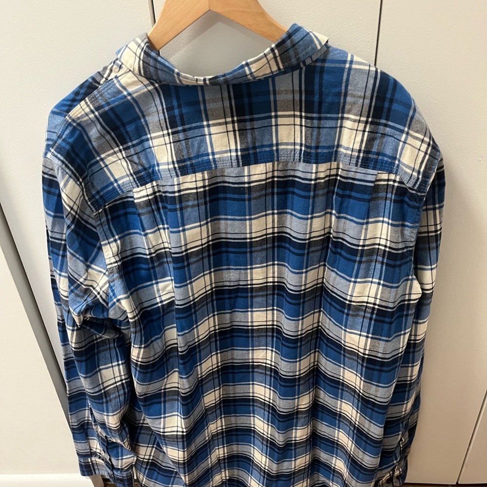 LL Bean button down - Picture 2 of 3